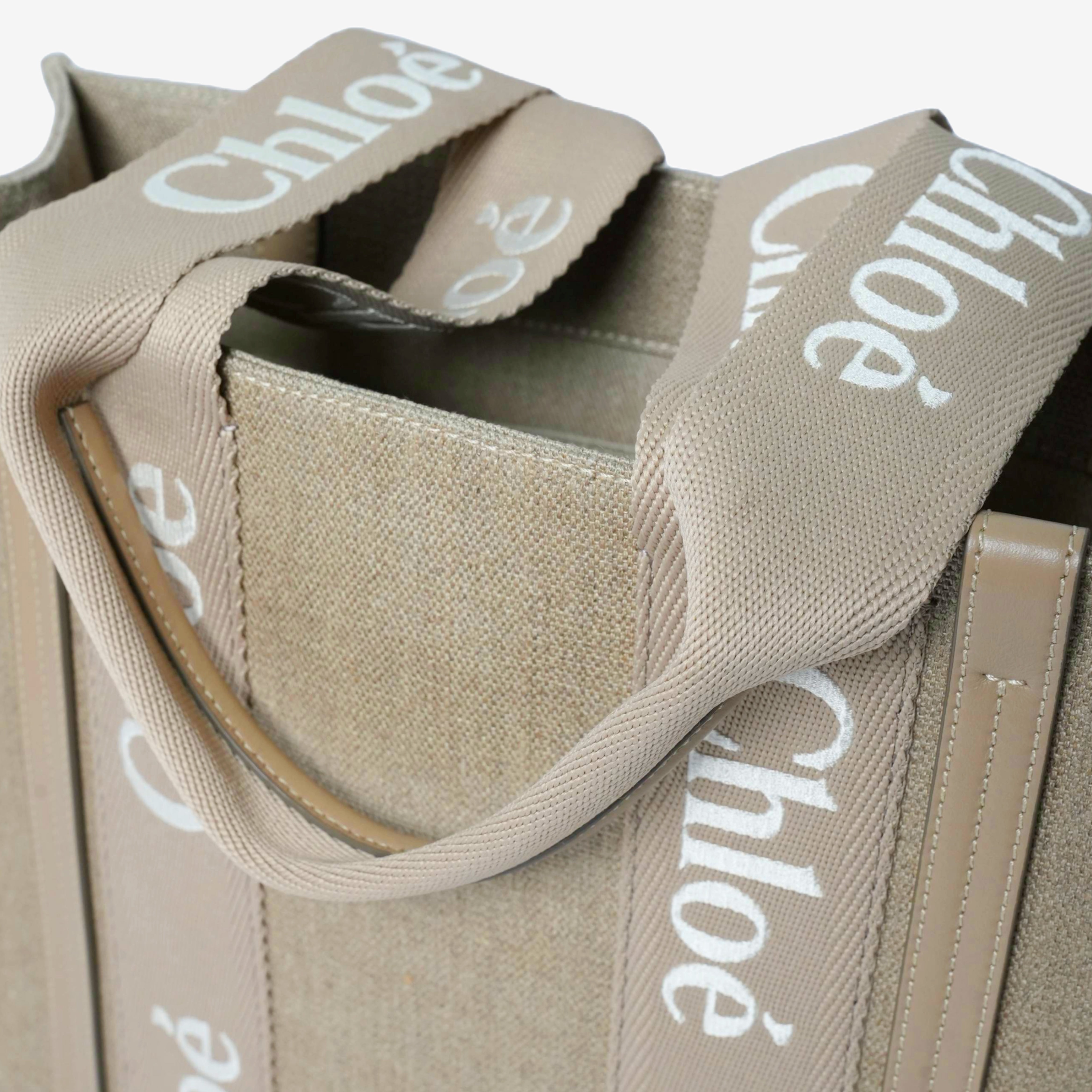 Chloe Medium Woody Tote Bag