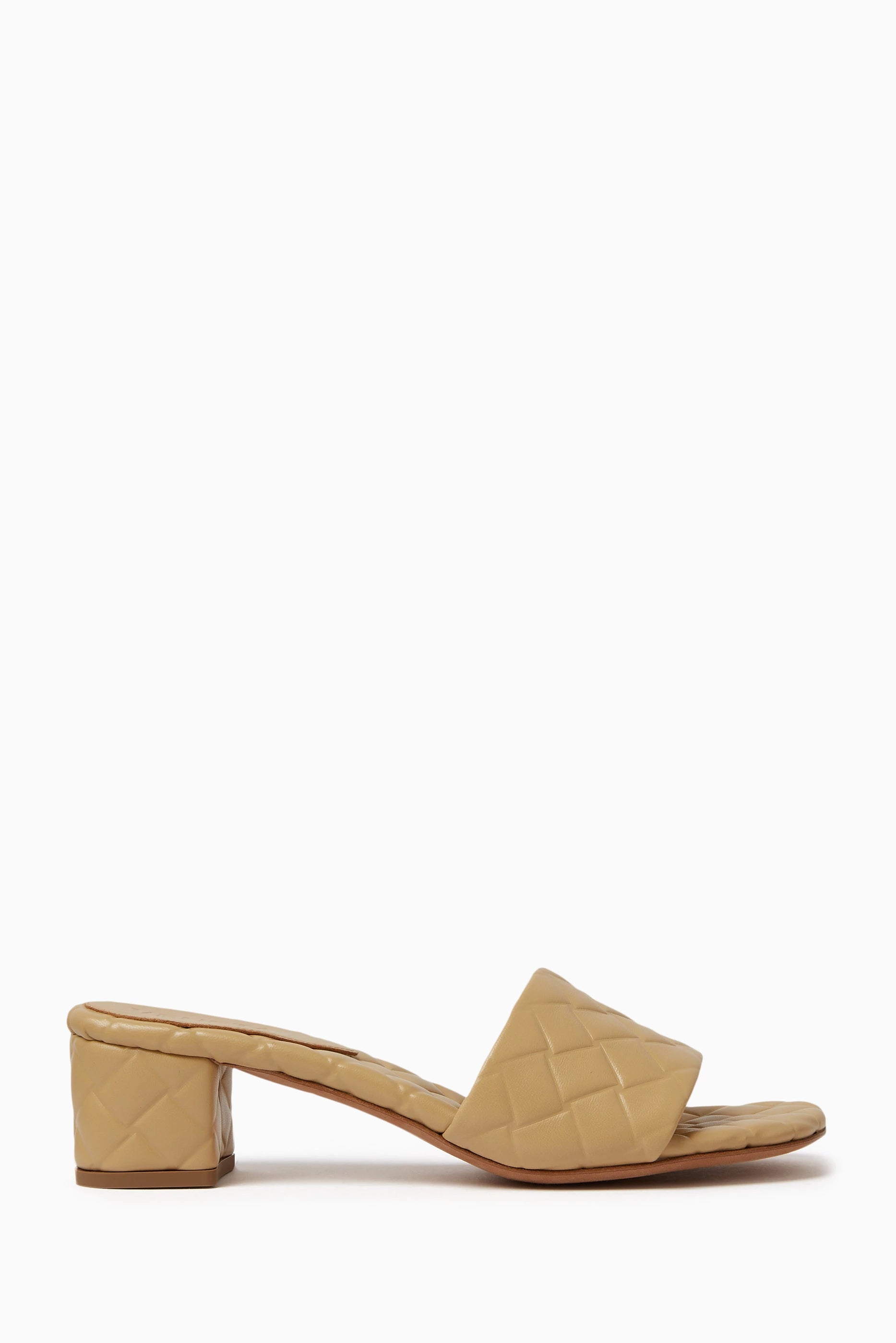 Amy Sandal by Bottega Veneta